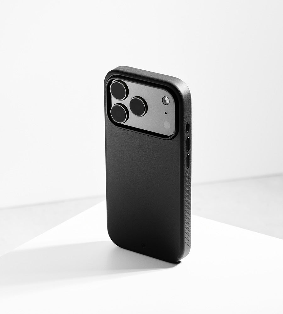 Synthesis - iPhone 17 Pro